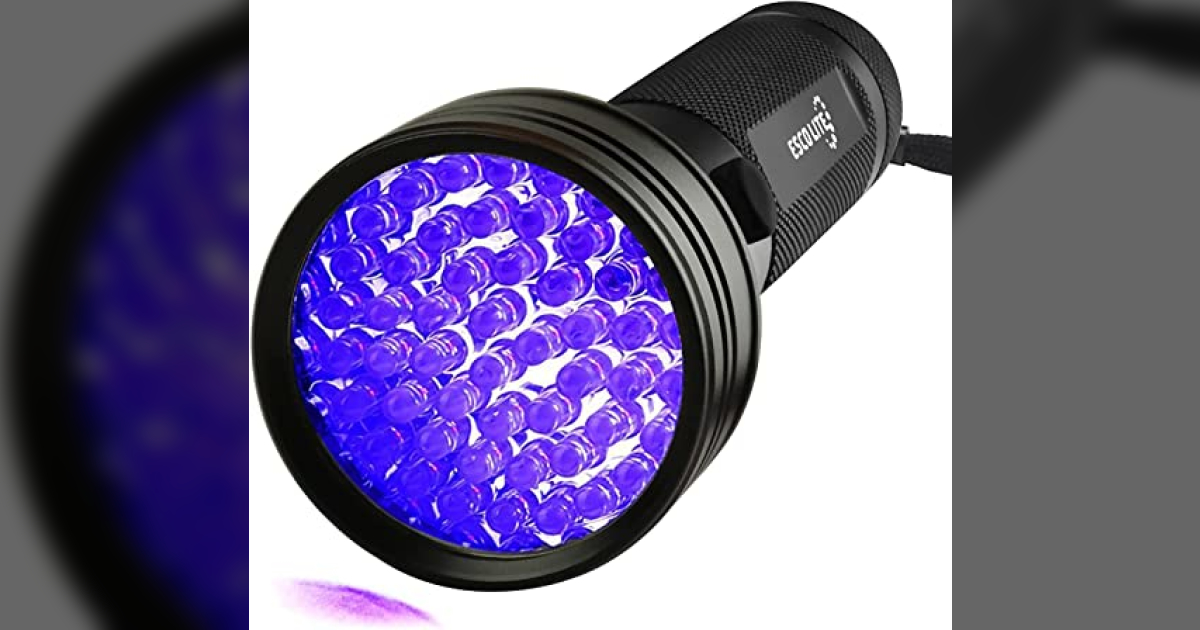 Special Black Light Flashlight for Cat Urine Detection
